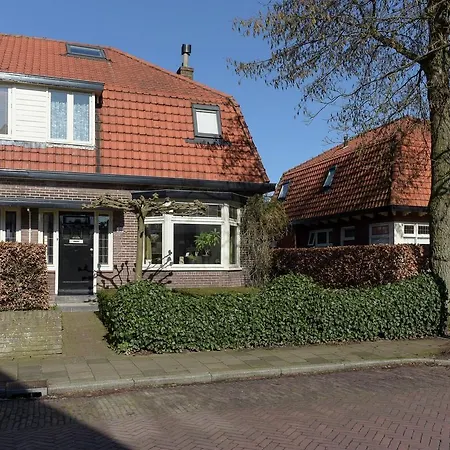 Zonnig Feriehus *
